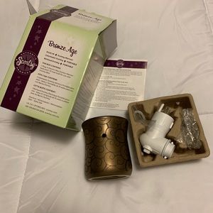 Scentsy Bronze Age Plug In Warmer